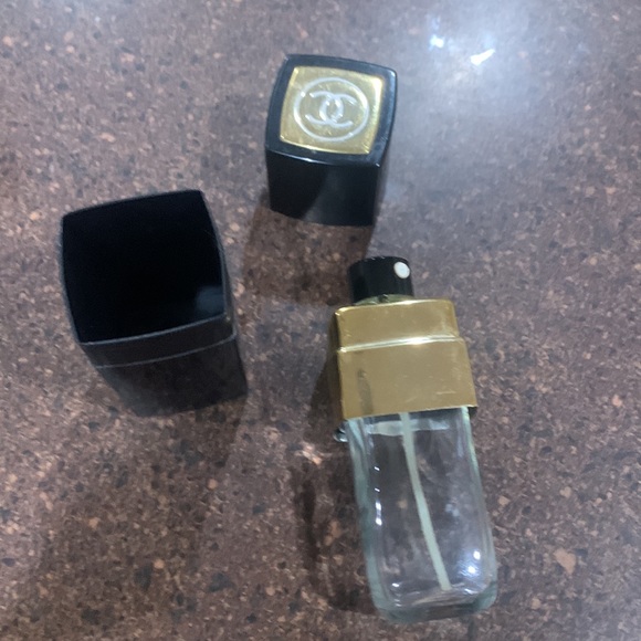 Chanel No. 5 spray cologne 1 1/2oz empty for refill - Picture 2 of 3